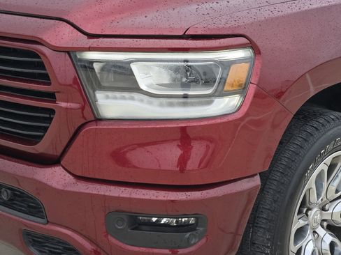 Used 2024 RAM 1500 Laramie AWD/4WD image 10