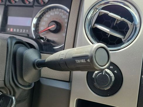 Used 2010 Ford F150 XLT AWD/4WD image 21