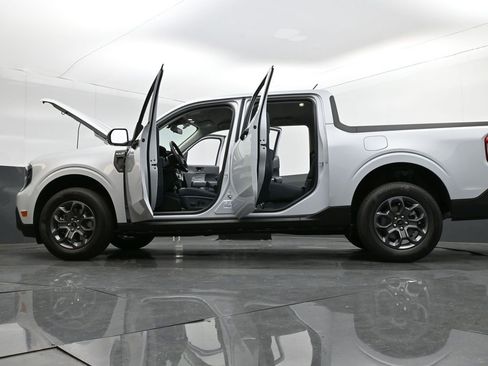 New 2026 Ford Maverick XLT w/ Equipment Group 301A image 39