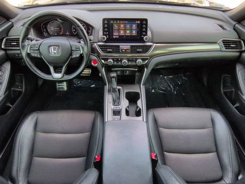 Used 2018 Honda Accord Sport image 14