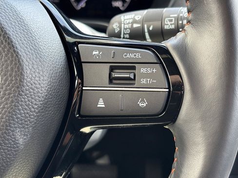 Certified 2025 Honda HR-V Sport image 29