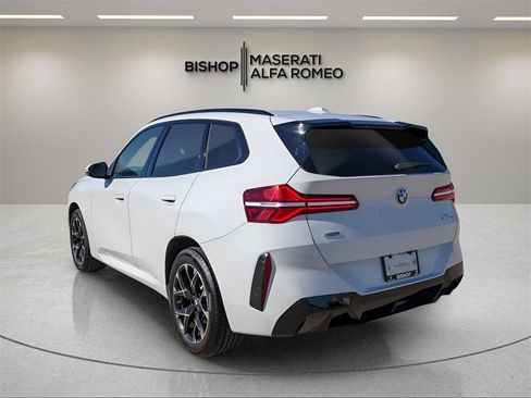 Used 2025 BMW X3 xDrive30i w/ M Sport Package image 5