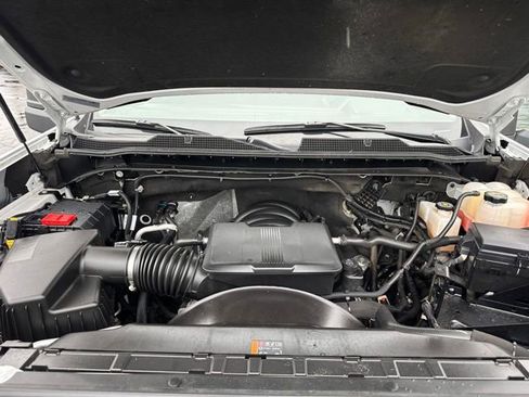 Used 2025 Chevrolet Silverado 2500 LT w/ Convenience Package image 24