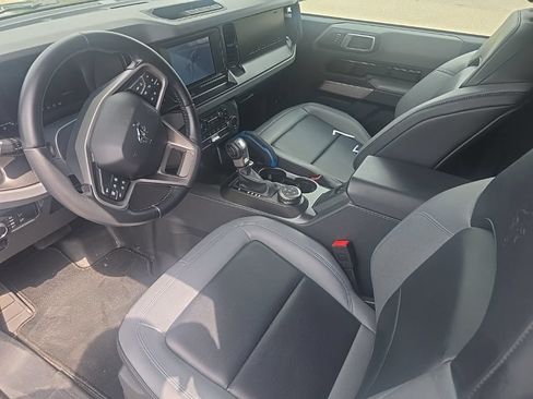 Used 2023 Ford Bronco Black Diamond AWD/4WD image 12