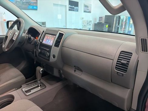 Used 2019 Nissan Frontier SV AWD/4WD image 22