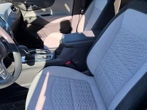 Used 2023 Chevrolet Equinox LS w/ LS Convenience Package FWD image 8
