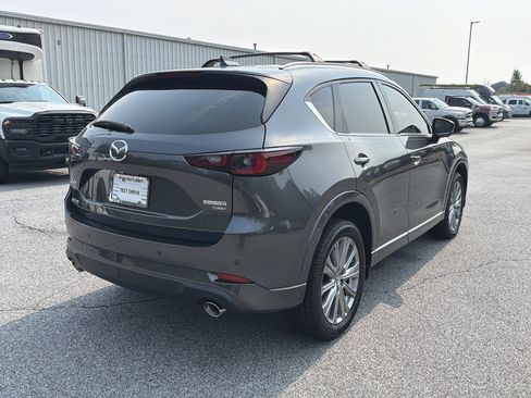 Used 2023 MAZDA CX-5 Signature AWD/4WD image 8