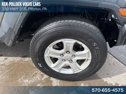 Used 2021 Jeep Wrangler Unlimited Sport image 11