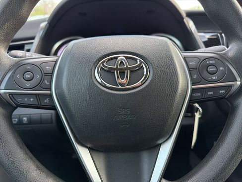 Used 2023 Toyota Camry LE image 10