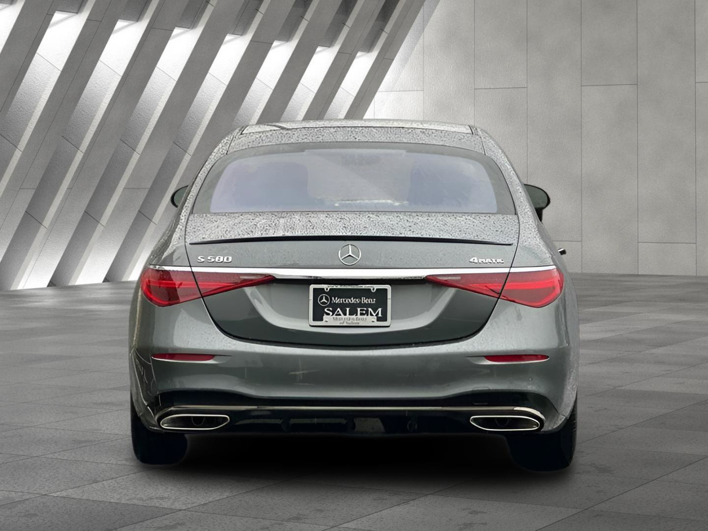 Used 2024 Mercedes-Benz S 580 4MATIC Sedan image 4
