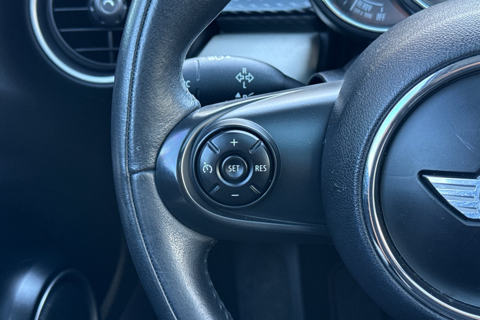 Used 2015 MINI Cooper S FWD image 29