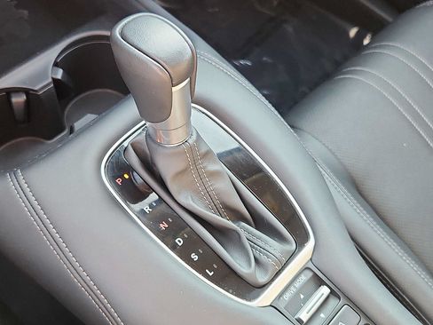 Certified 2024 Honda HR-V EX-L image 14