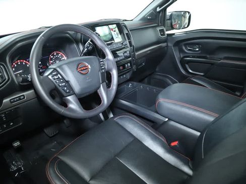 Used 2023 Nissan Titan PRO-4X w/ Pro-4x Convenience Package AWD/4WD image 21