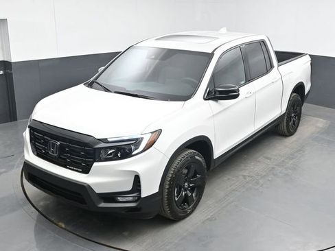 New 2026 Honda Ridgeline Black Edition image 15