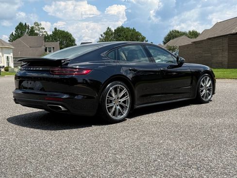 Used 2019 Porsche Panamera RWD image 5