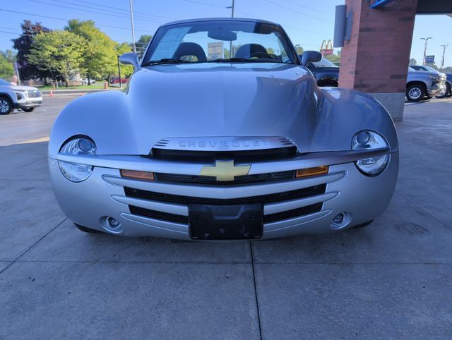 Used 2004 Chevrolet SSR w/ Preferred Equipment Group RWD image 10