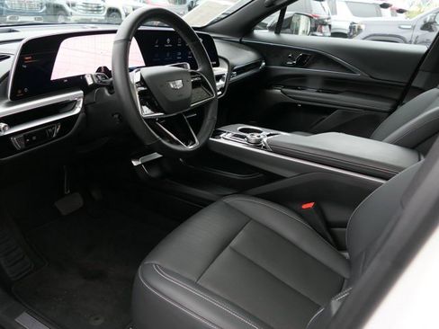 Certified 2024 Cadillac Lyriq Sport image 11