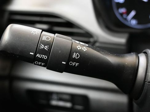 Certified 2025 Subaru Crosstrek 2.0i Premium AWD/4WD image 29