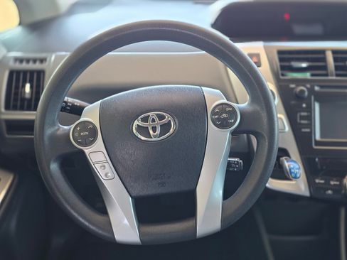 Used 2014 Toyota Prius V Two FWD image 14