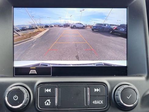 Used 2023 GMC Terrain AT4 AWD/4WD image 9