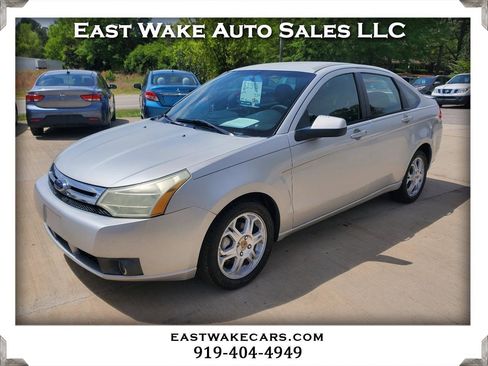 Used 2009 Ford Focus SES image 1