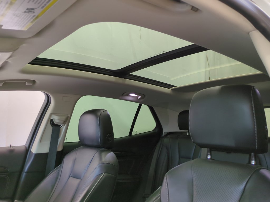 Used 2021 Buick Envision Essence w/ Technology Package I AWD/4WD image 36