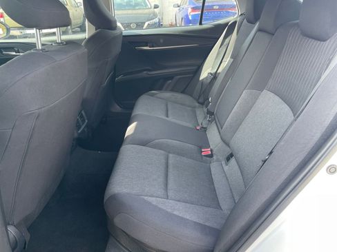 Used 2025 Toyota Camry LE image 24