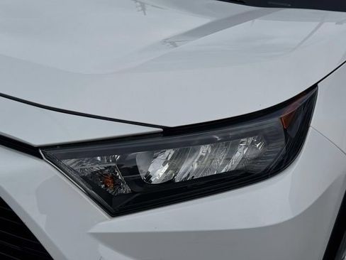 Used 2020 Toyota RAV4 LE w/ All Weather Liner Package AWD/4WD image 11