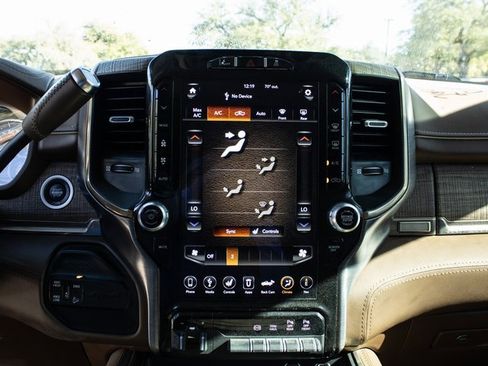 Used 2020 RAM 2500 Limited image 16