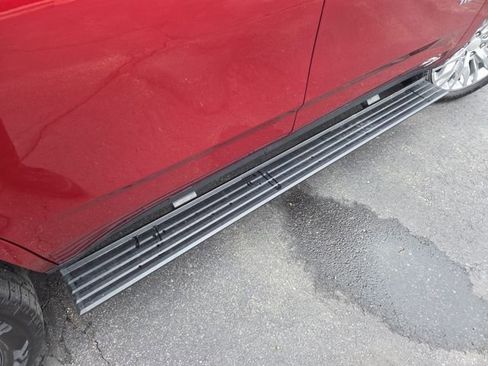 Used 2023 Chevrolet Tahoe Premier w/ Premium Package image 21