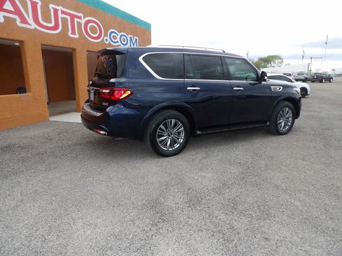 Used 2021 INFINITI QX80 Luxe image 6