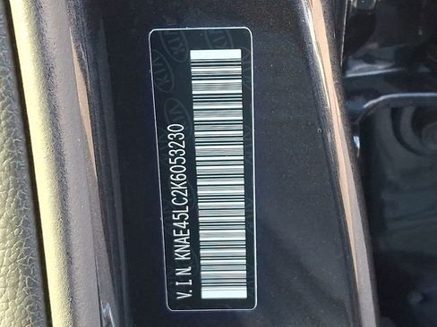 Used 2019 Kia Stinger GT1 image 27