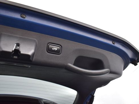 Used 2025 Kia Sportage EX w/ Premium Package image 28