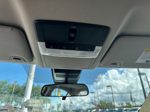 New 2025 Nissan Altima 2.5 SR w/ SR Premium Package image 22