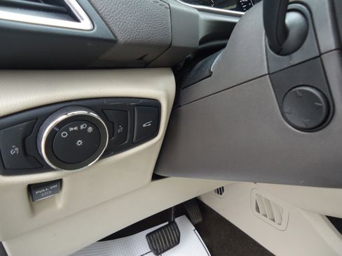 Used 2016 Lincoln MKX Reserve w/ Climate Package image 14