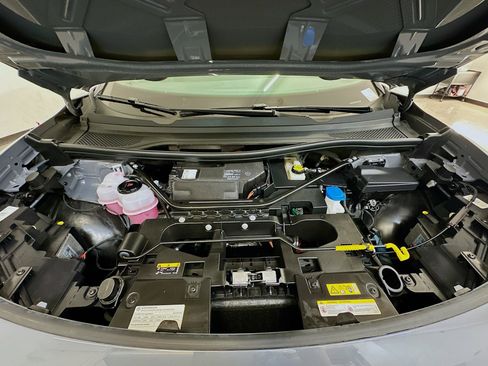 Used 2023 Volkswagen ID.4 Pro S image 36