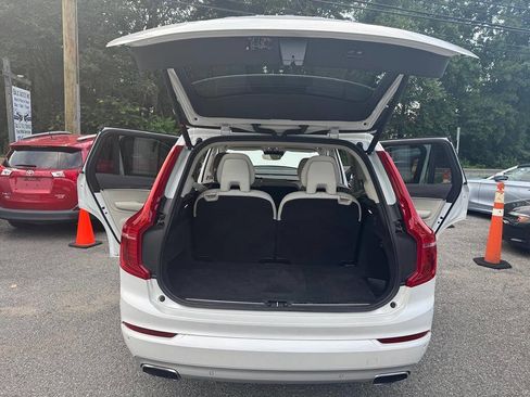 Used 2019 Volvo XC90 T6 Momentum w/ Advanced Package image 12