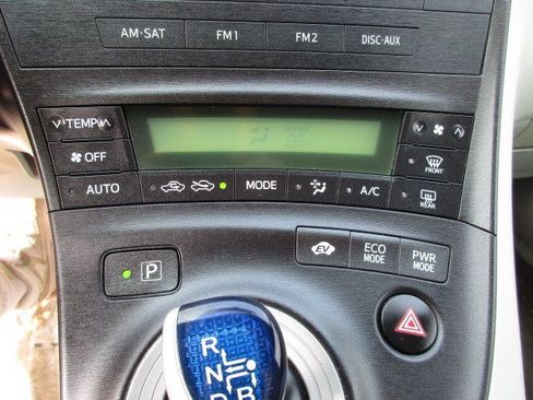 Used 2011 Toyota Prius Two FWD image 21