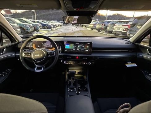Used 2025 Kia K5 LXS image 14