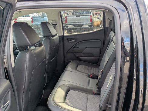 Used 2017 Chevrolet Colorado Z71 image 14