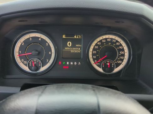 Used 2017 RAM 3500 Big Horn w/ Sport Appearance Group image 17