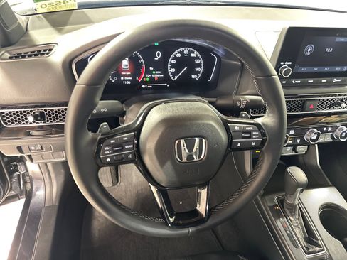 Used 2025 Honda Civic Sport image 19