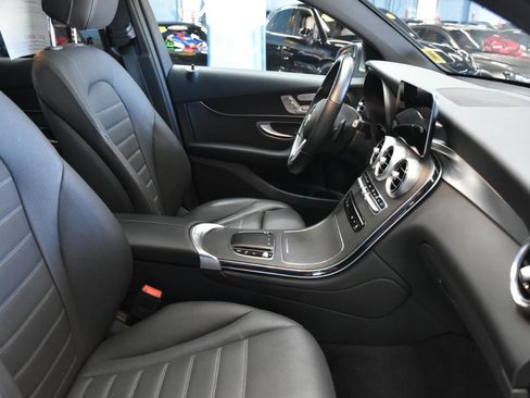 Used 2021 Mercedes-Benz GLC 300 4MATIC Coupe image 29