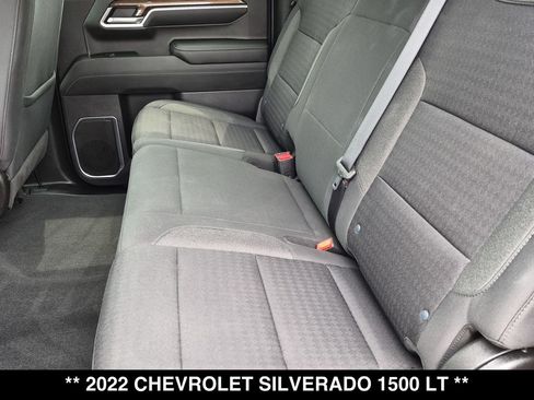 Used 2022 Chevrolet Silverado 1500 LT AWD/4WD image 3