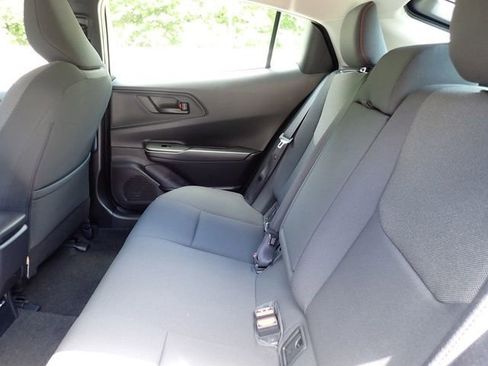 Used 2024 Toyota Prius Prime FWD image 17