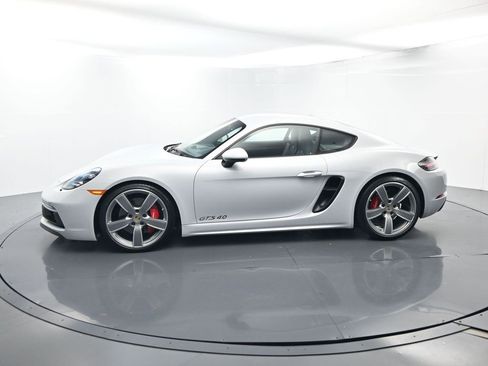 Used 2025 Porsche 718 Cayman GT4 image 2