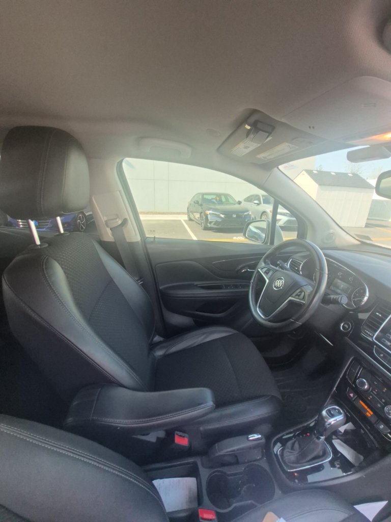 Used 2019 Buick Encore Preferred FWD image 11