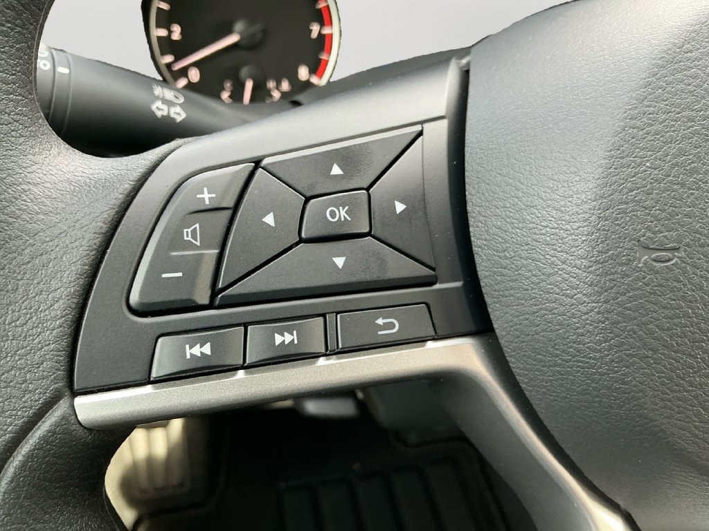 Used 2026 Nissan Altima 2.5 SV FWD image 21