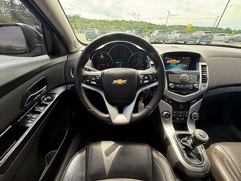 Used 2014 Chevrolet Cruze LT w/ RS Package FWD image 10
