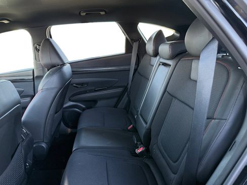Used 2022 Hyundai Tucson N Line FWD image 11